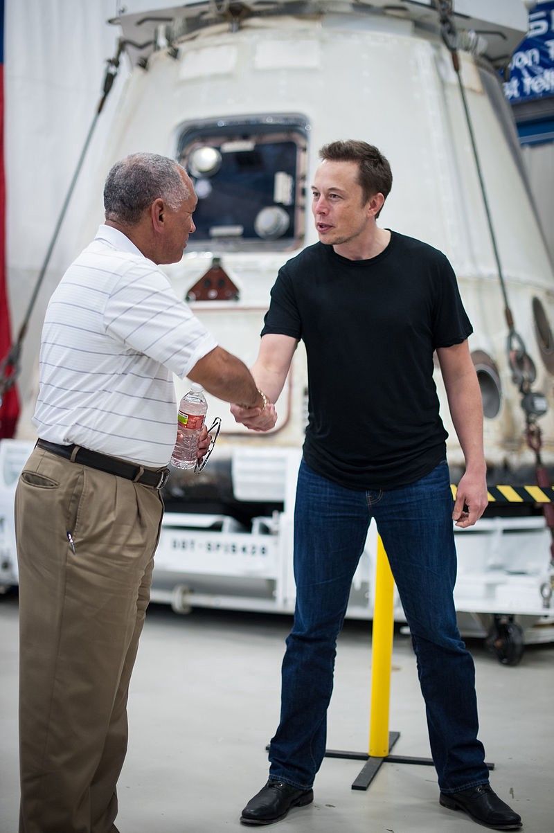 How to Write Like Elon Musk: Tips from the Master of Communication